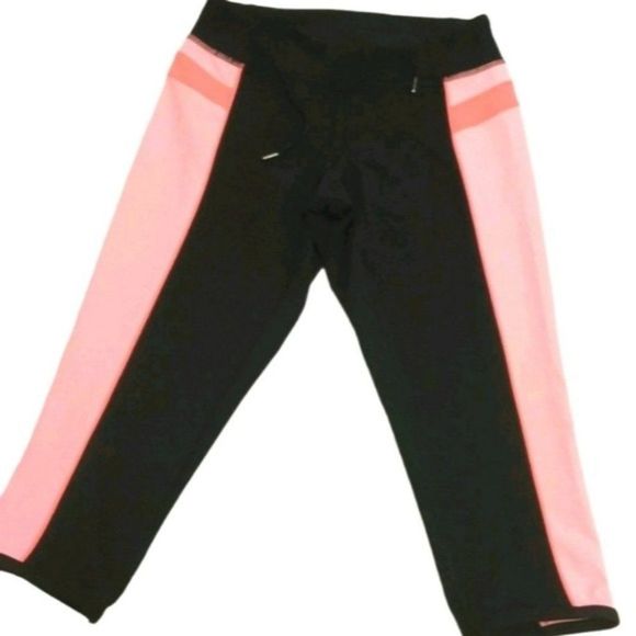 lululemon athletica Other - Lululemon Athletica YOGA Youth Leggings size 4
